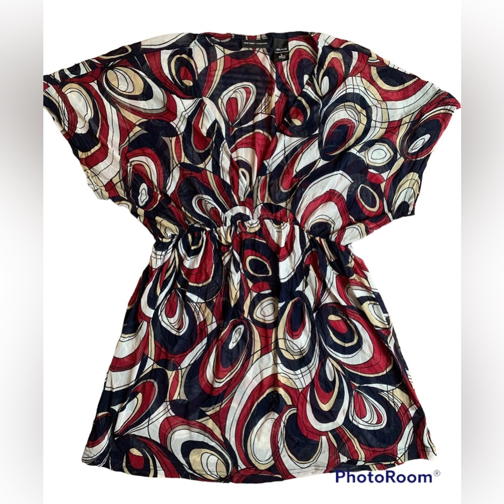 New York & Co sheer deep v-neck short sleeve blouse, Large